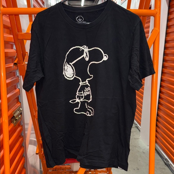 Uniqlo x KAWS Black Snoopy Short Sleeve Tee - Picture 1 of 4